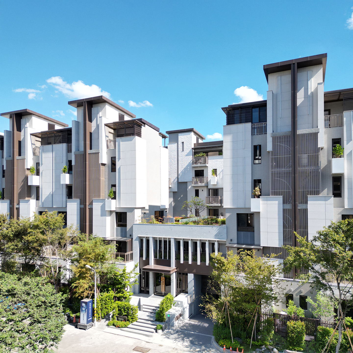 艸引子事務所 蔡長恩